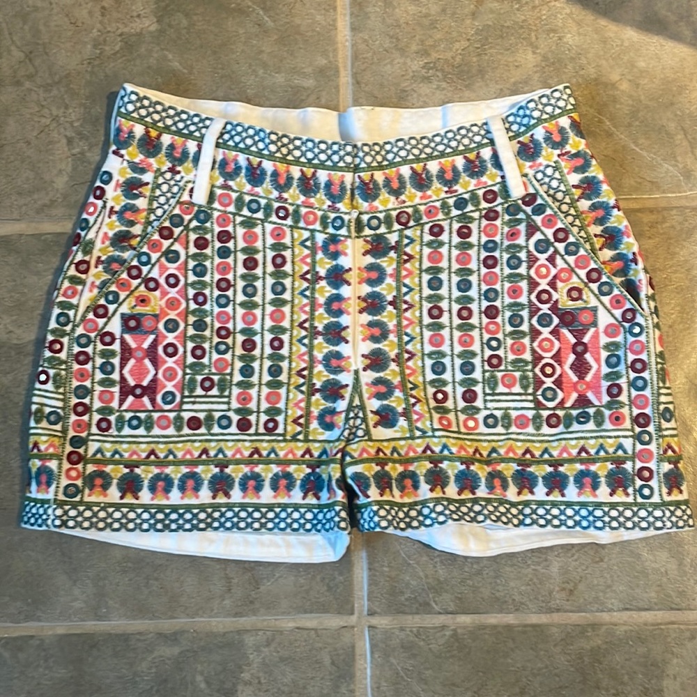 Tolani Embellished Shorts, M